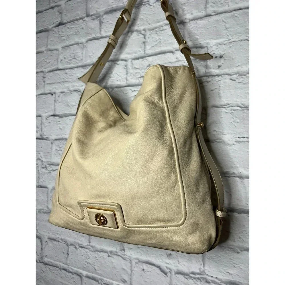 Marc by Marc Jacobs shoulder bag.